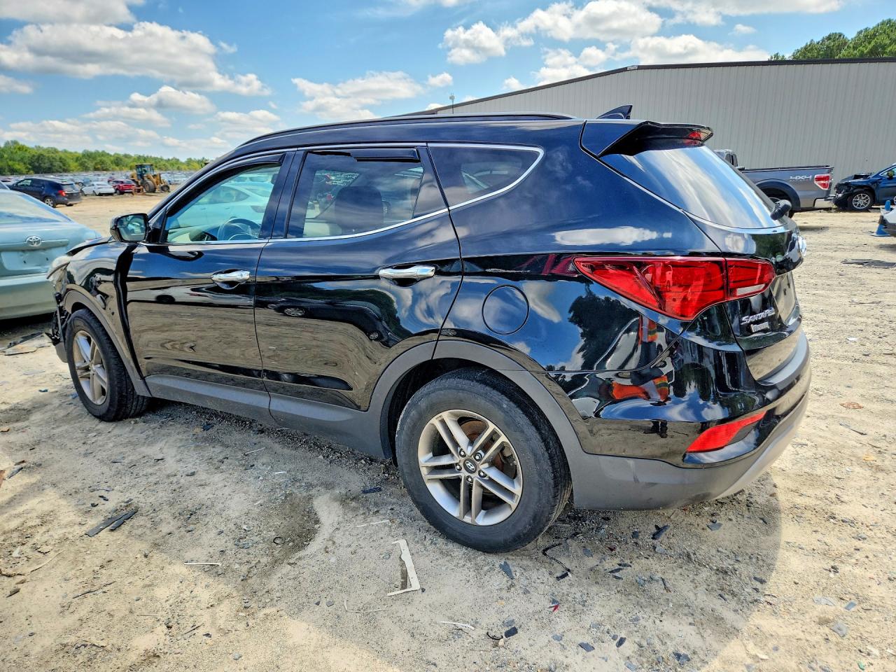 5NMZUDLB0HH008658 · 2017 HYUNDAI SANTA FE SPORT · 2/13
