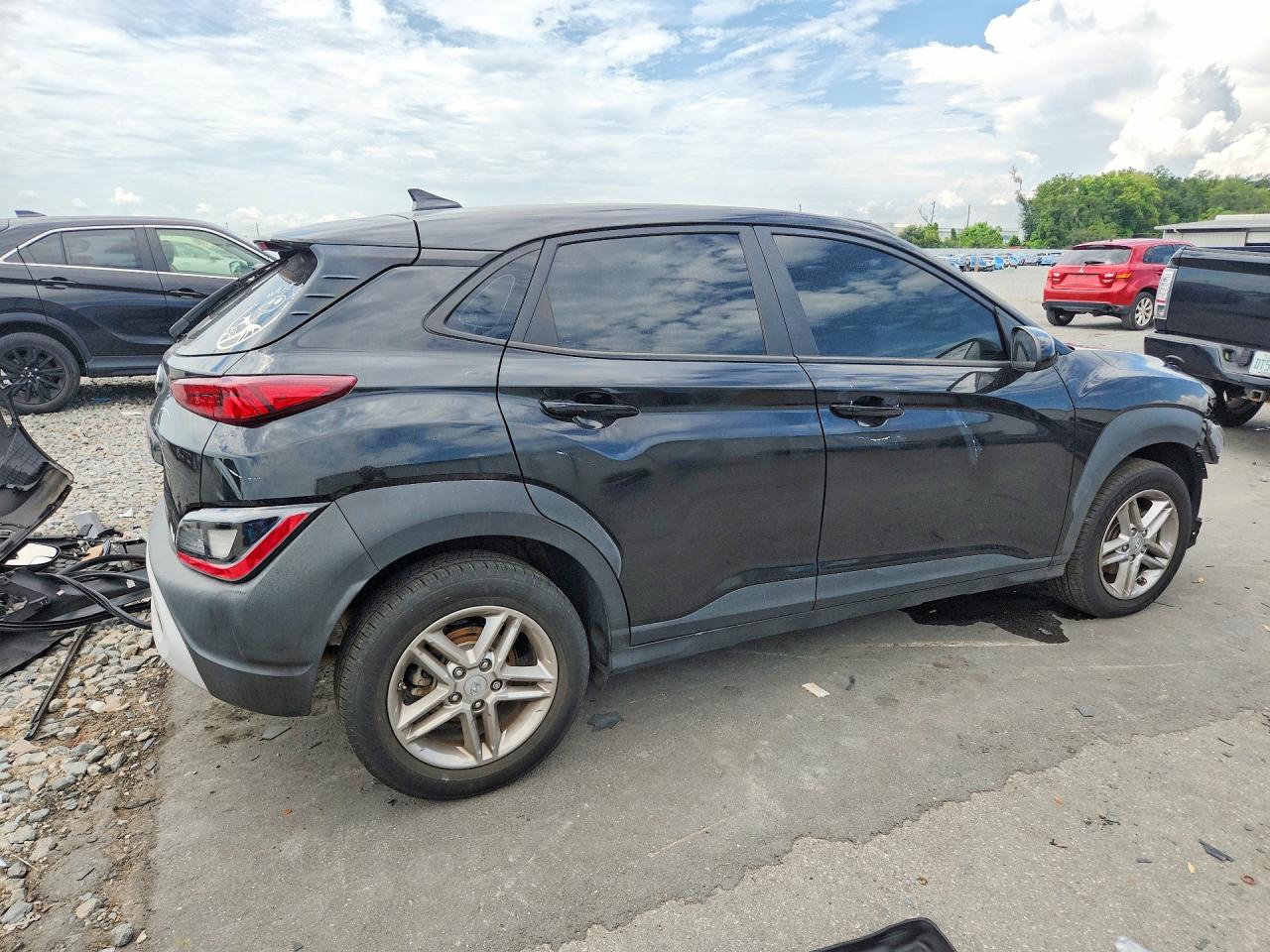 KM8K22AB5NU843010 · 2022 HYUNDAI KONA · 3/13