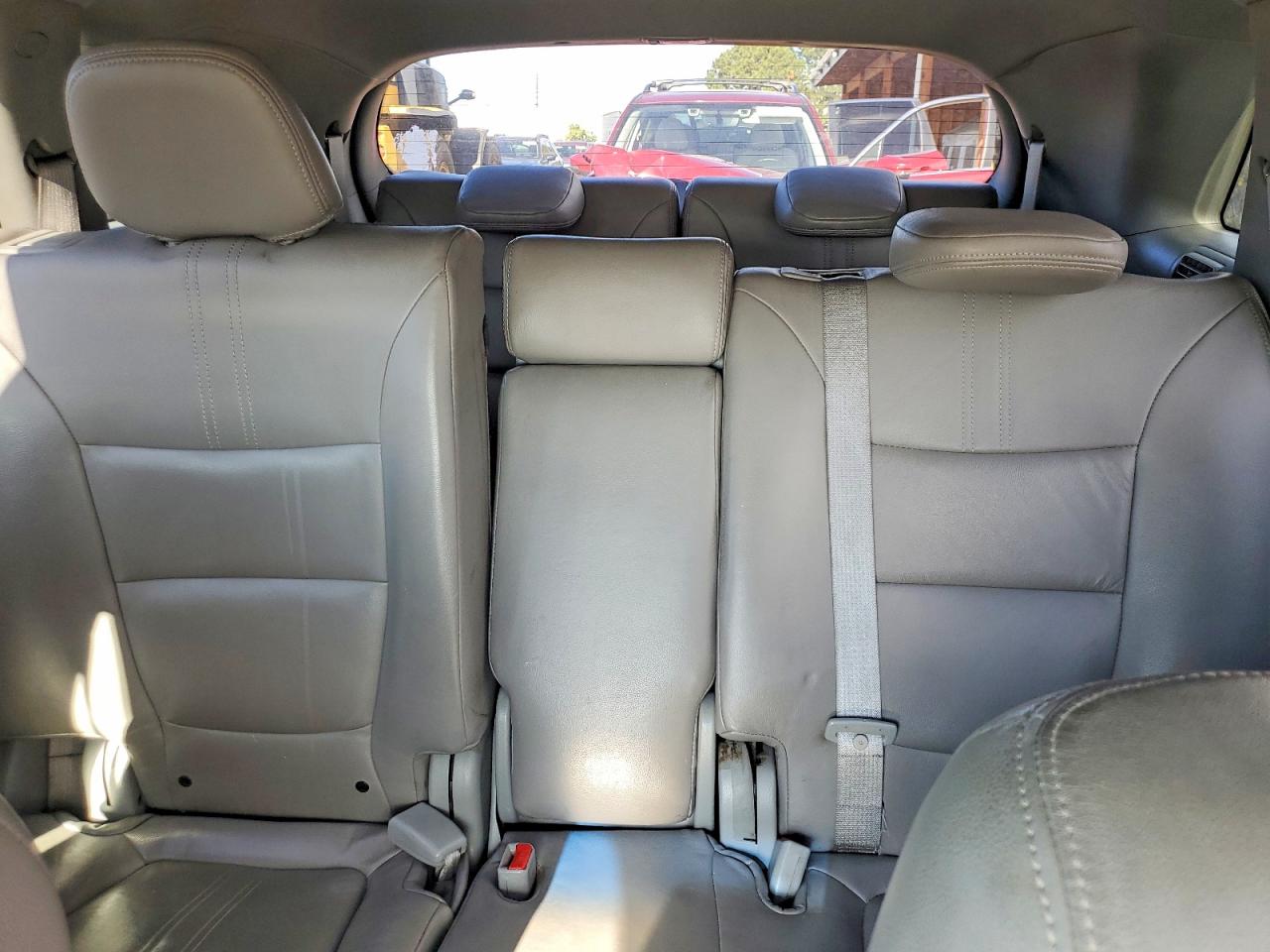 5XYKTDA27BG049829 · 2011 KIA SORENTO · 10/13