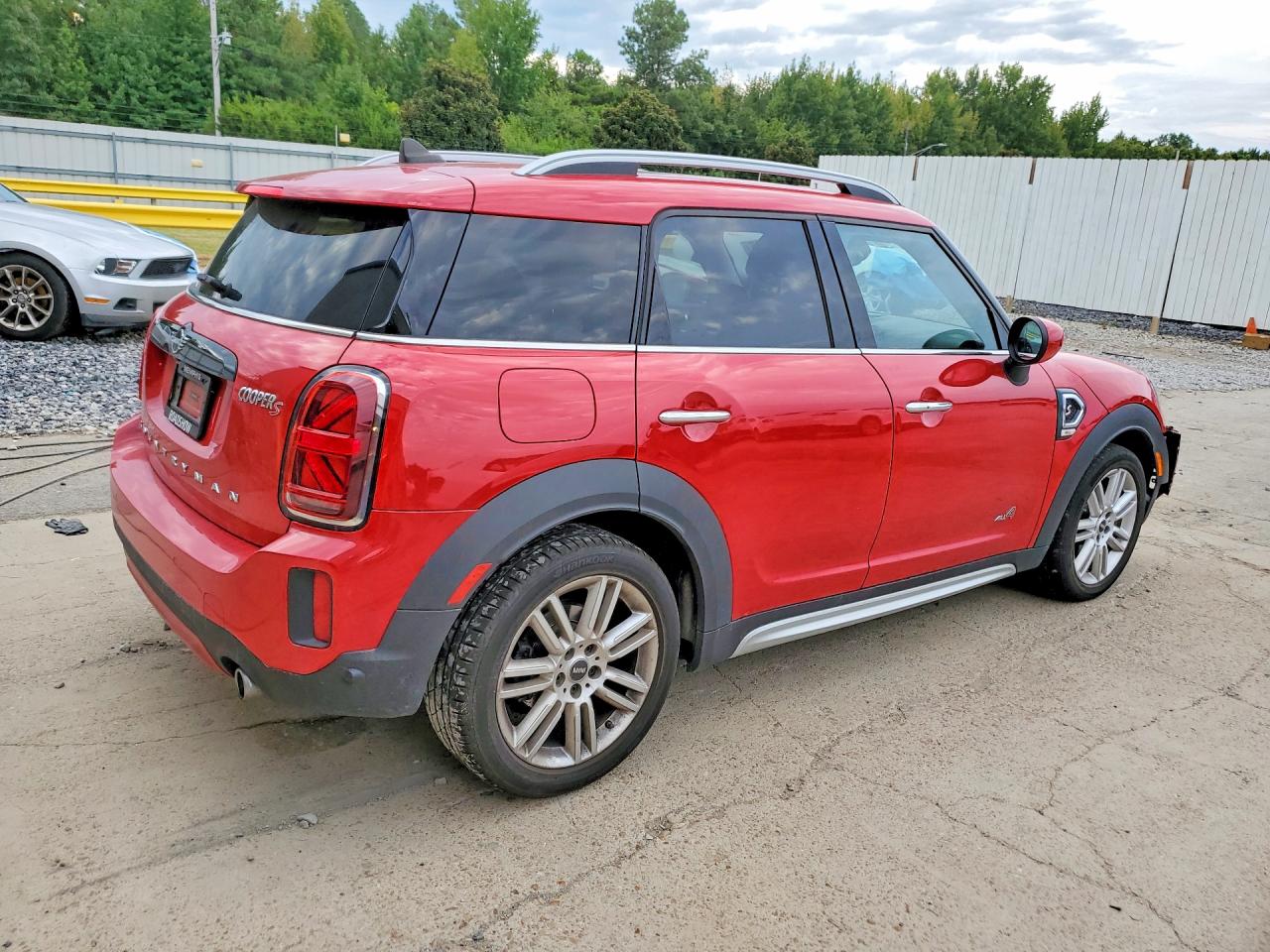 WMZ83BR02R3S12032 · 2024 MINI COOPER · 3/13