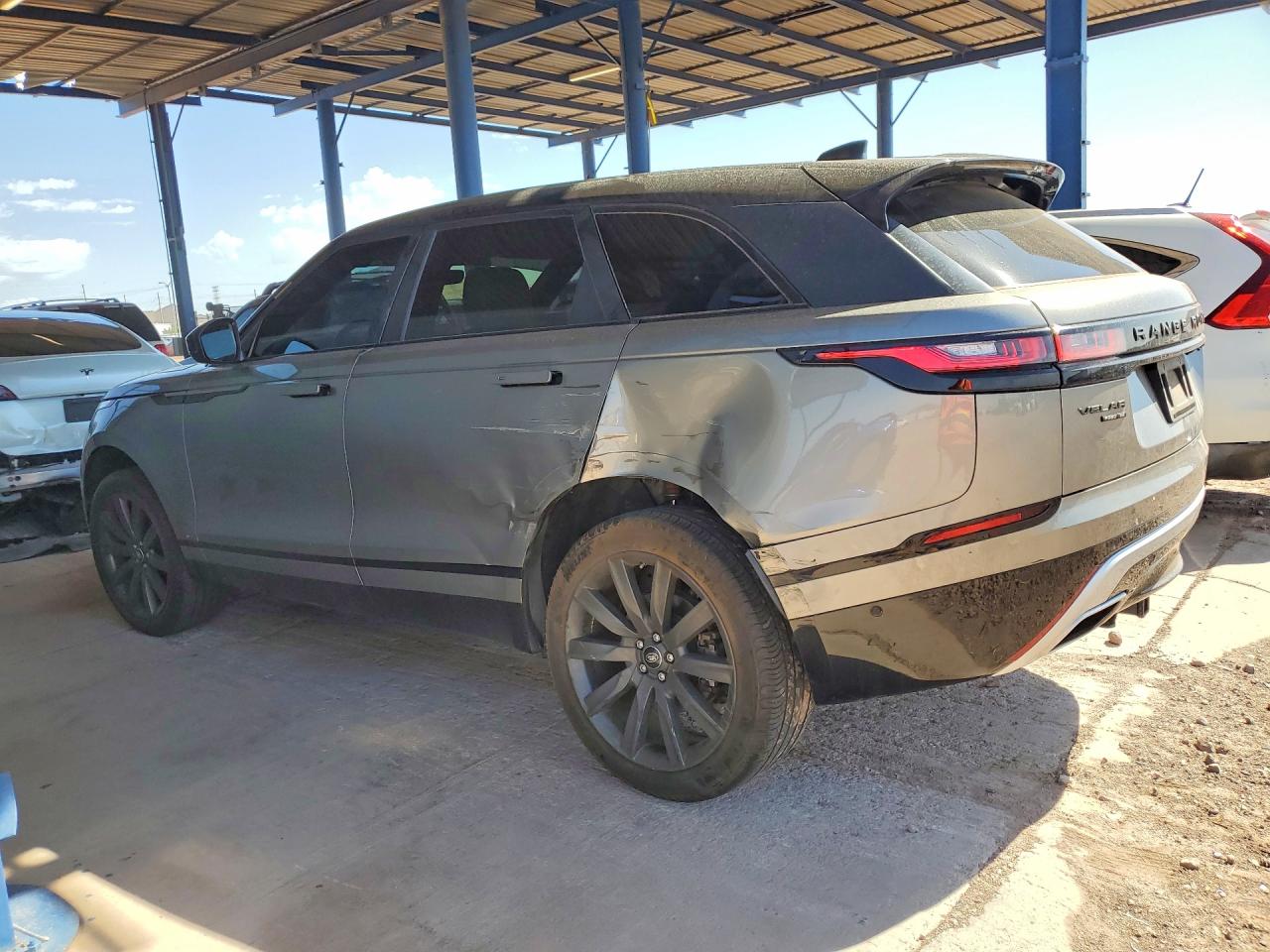 SALYL2RV8JA703340 · 2018 LAND ROVER RANGE ROVER VELAR · 2/13