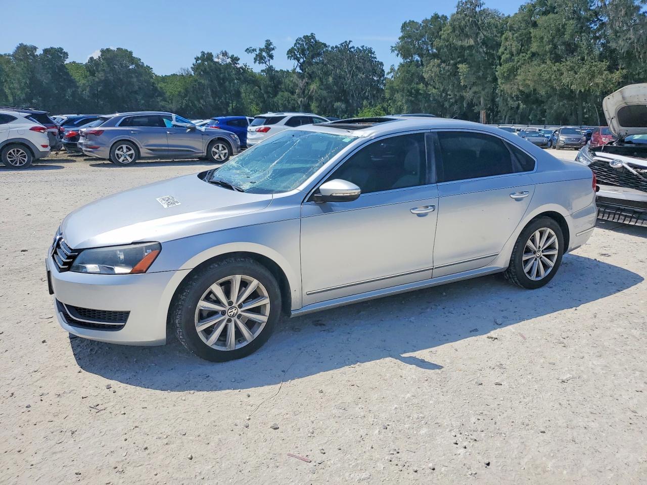 1VWCH7A37CC072420 · 2012 VOLKSWAGEN PASSAT