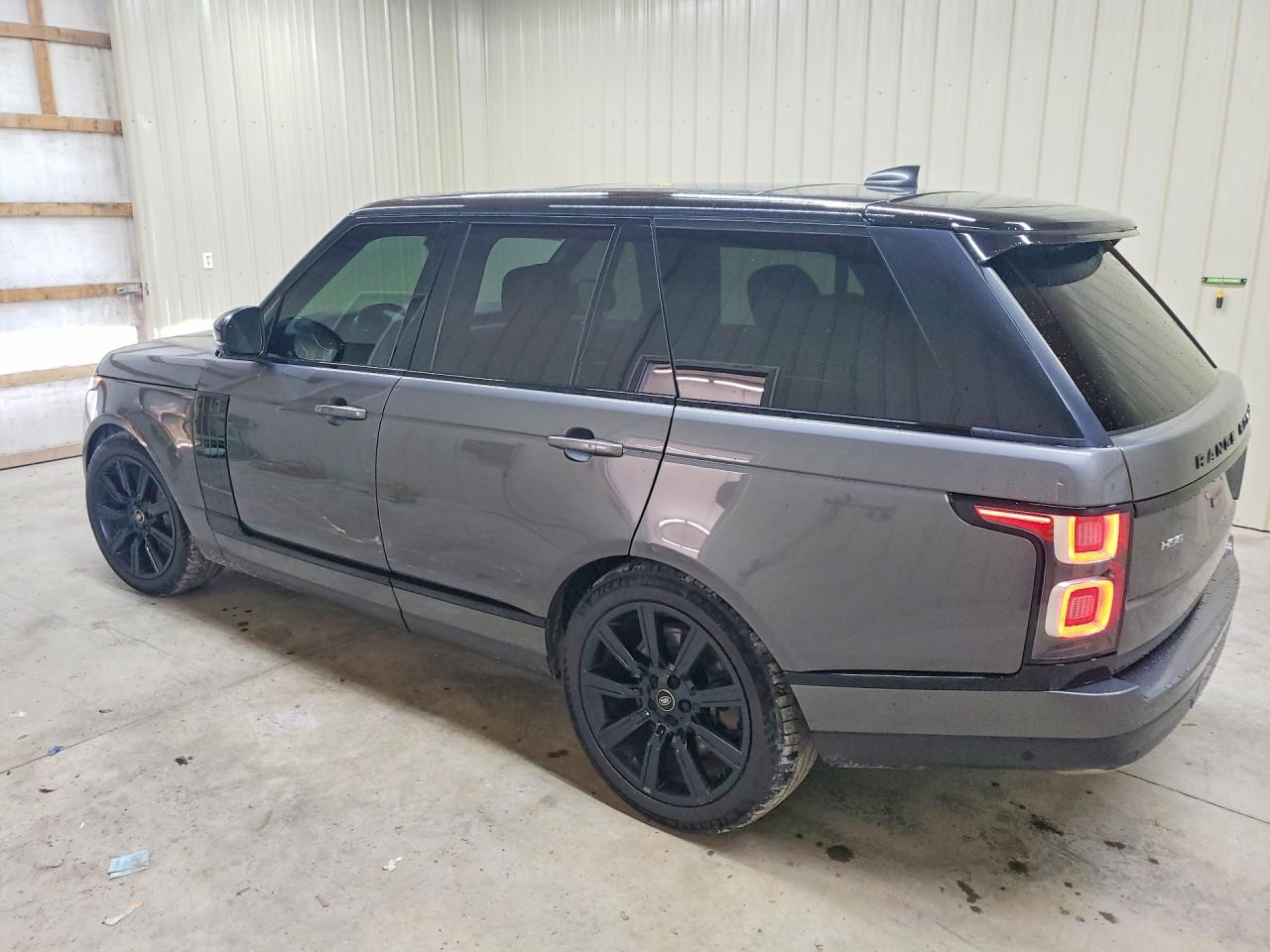 SALGS2SV7JA384697 · 2018 LAND ROVER RANGE ROVER · 2/13