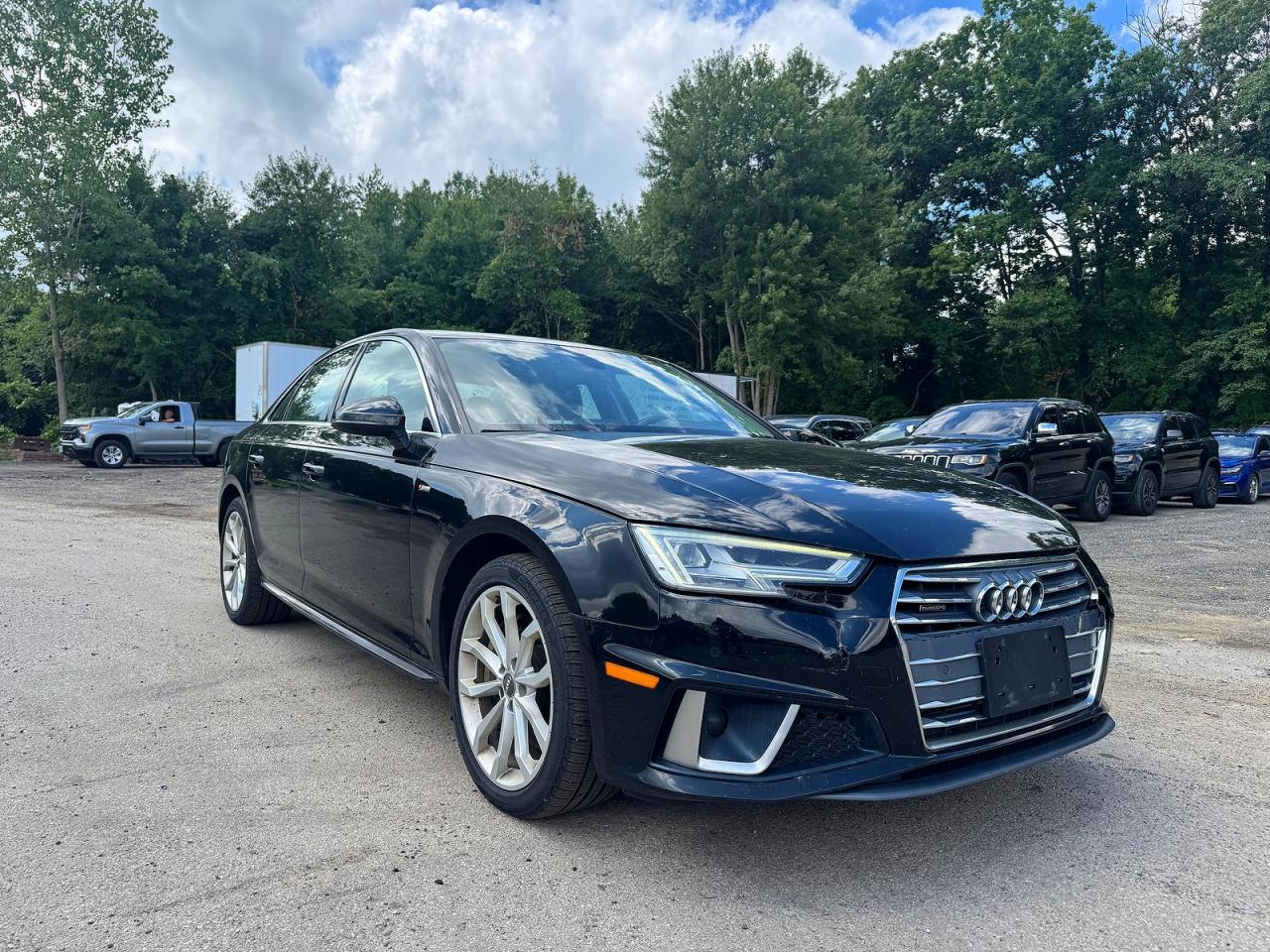 WAUENAF48KN002542 · 2019 AUDI A4