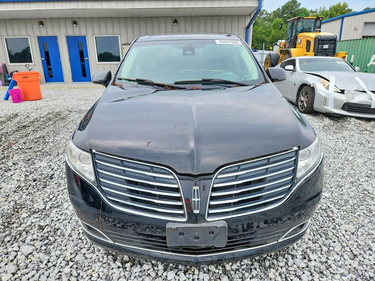 2LMHJ5AT6JBL00633 · 2018 LINCOLN MKT · 5/13