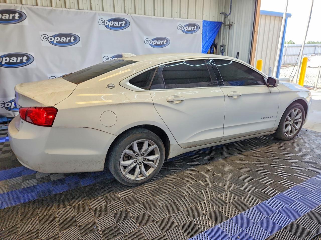 1G1105SA1JU101607 · 2018 CHEVROLET IMPALA · 3/12