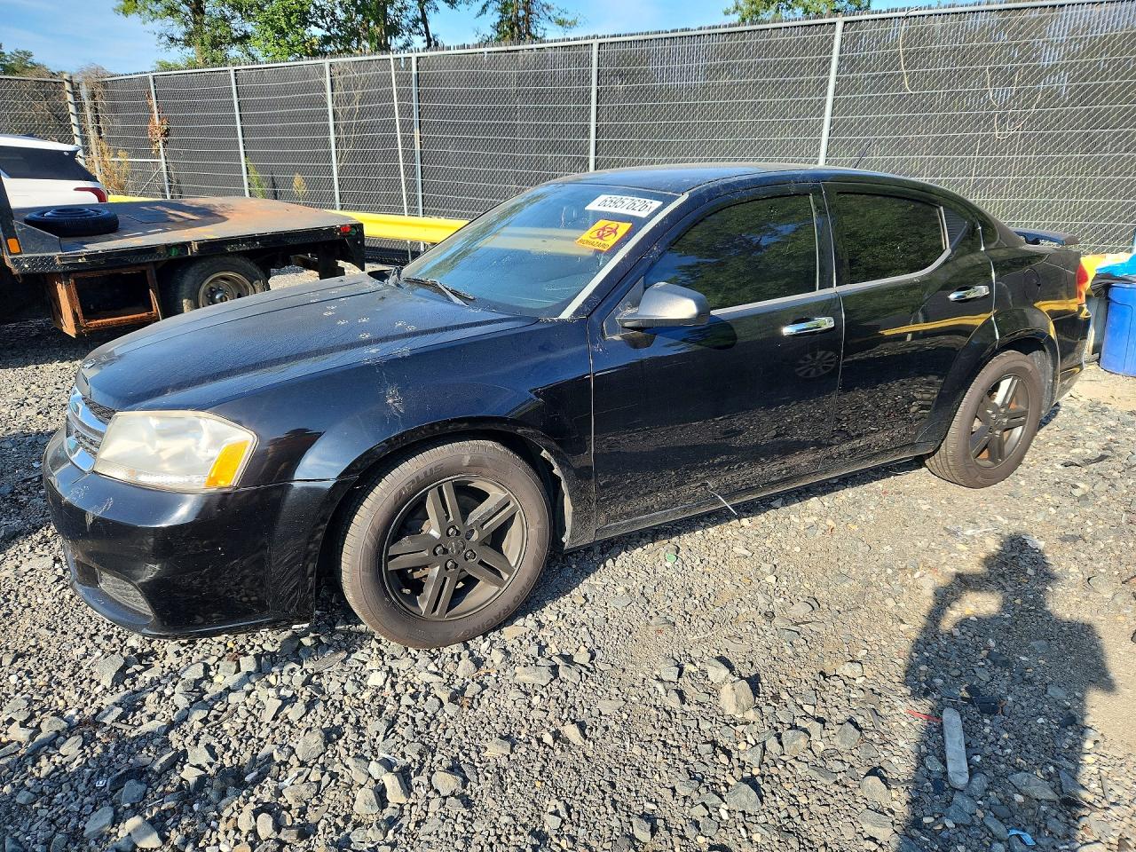 2012 DODGE AVENGER