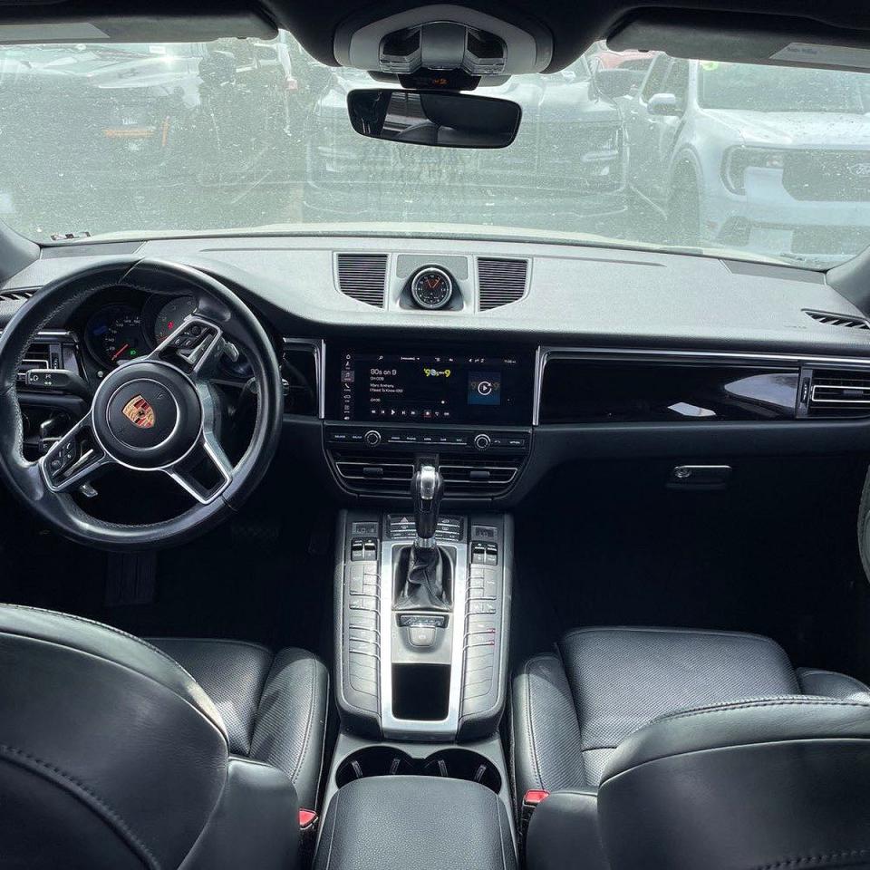WP1AB2A57LLB30671 · 2020 PORSCHE MACAN · 12/14