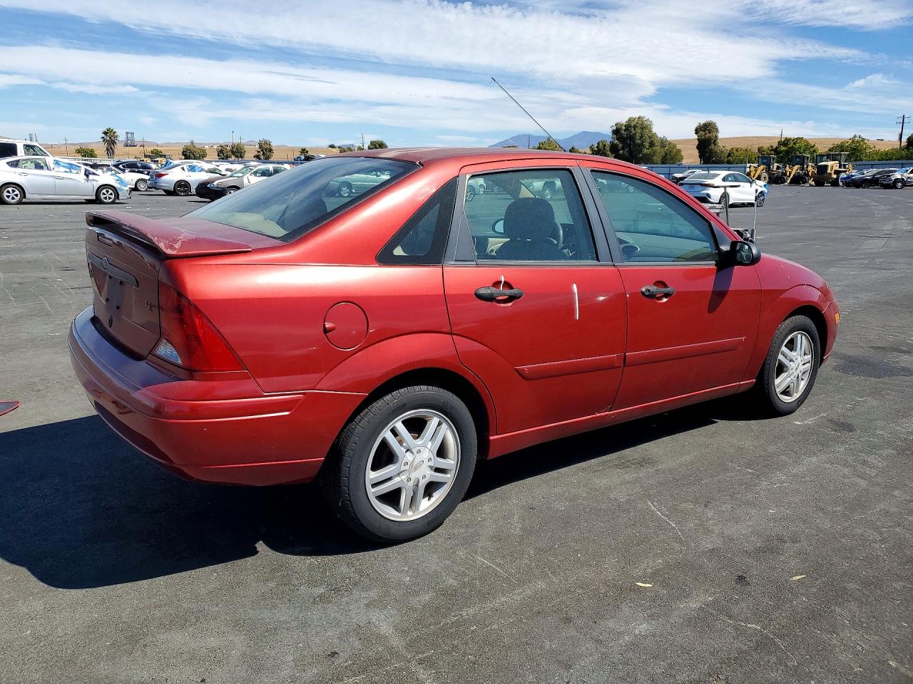 CA4UJV377 · 2001 FORD FOCUS · 3/12