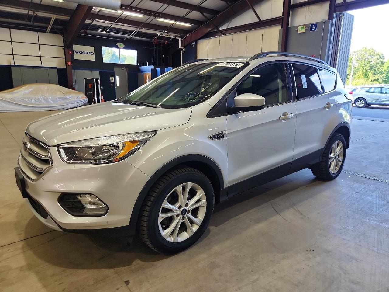 1FMCU0GD1JUB61845 · 2018 FORD ESCAPE