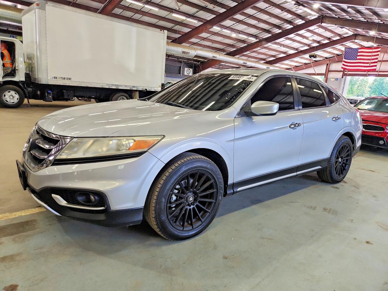 5J6TF1H56DL000228 · 2013 HONDA CROSSTOUR