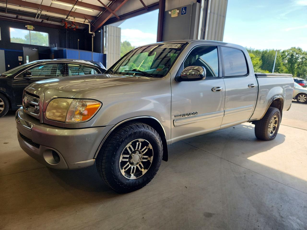 5TBDT441X5S498417 · 2005 TOYOTA TUNDRA