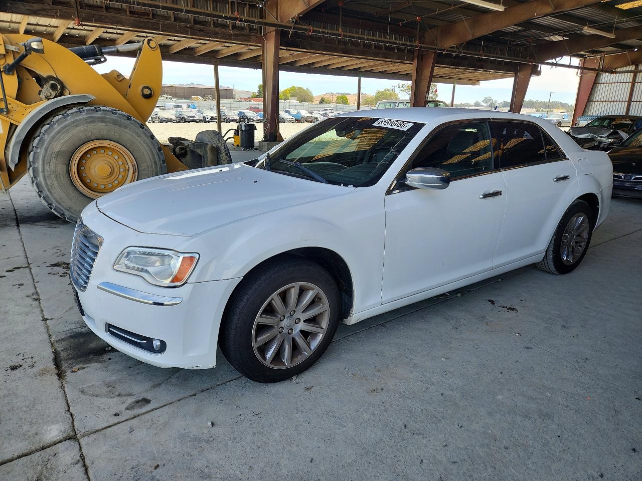 2C3CA6CT6BH598827 · 2011 CHRYSLER 300C