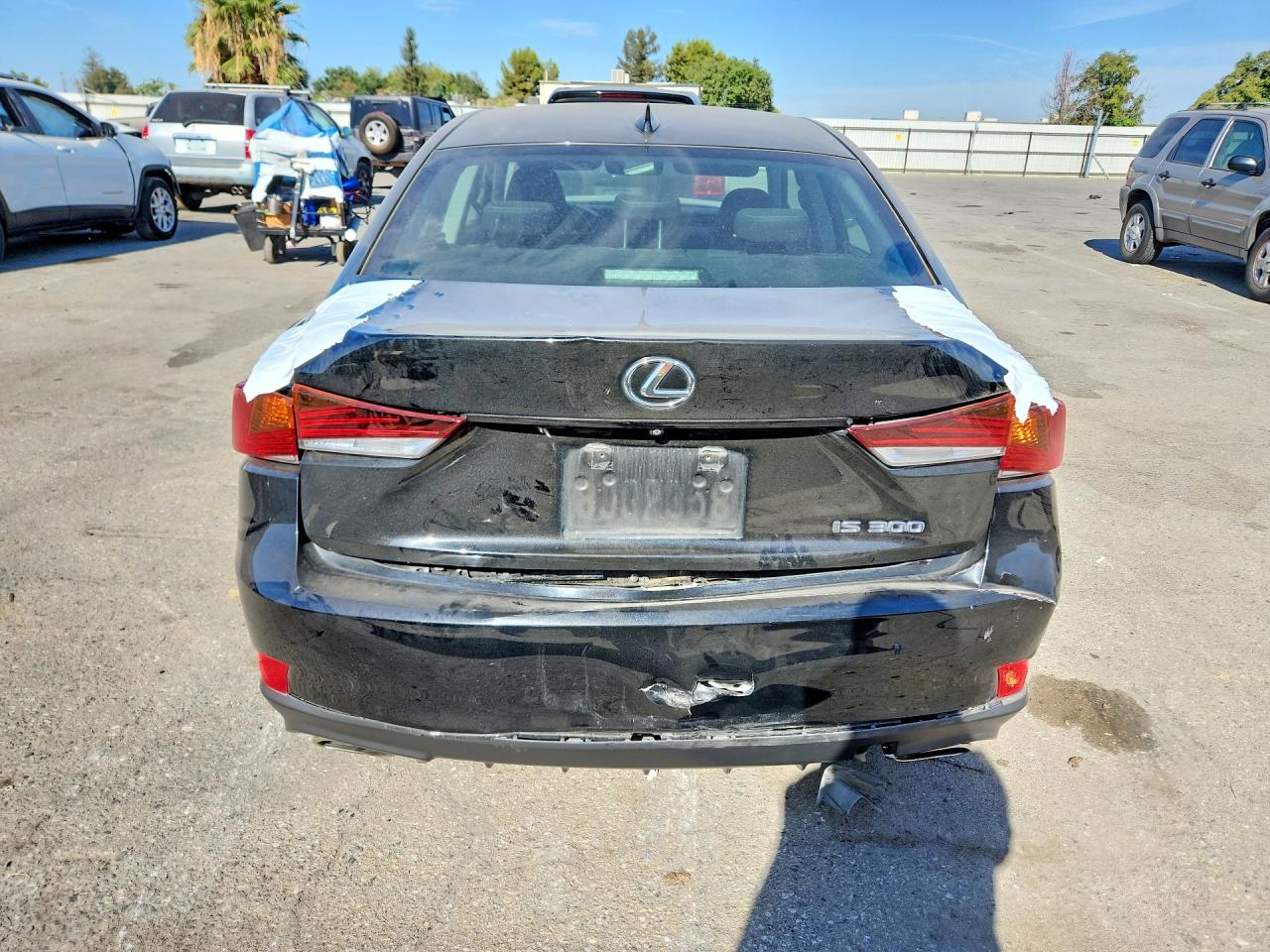 JTHBA1D22K5092966 · 2019 LEXUS IS · 6/12