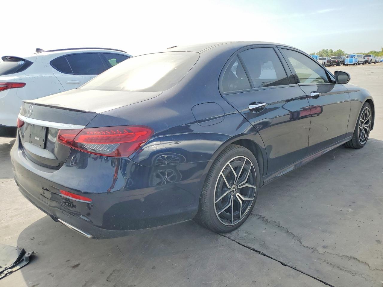 W1KZF8DB7PB146609 · 2023 MERCEDES-BENZ E · 3/13