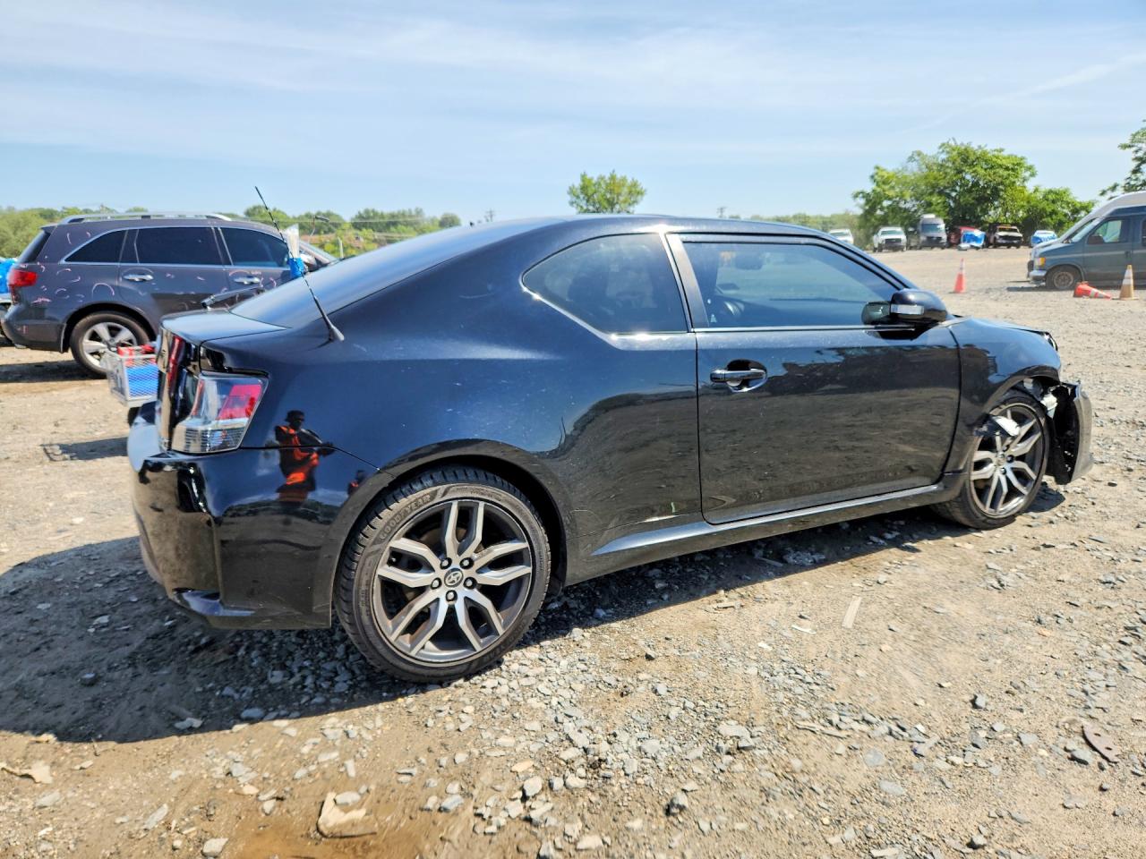 JTKJF5C79GJ020804 · 2016 SCION TC · 3/12