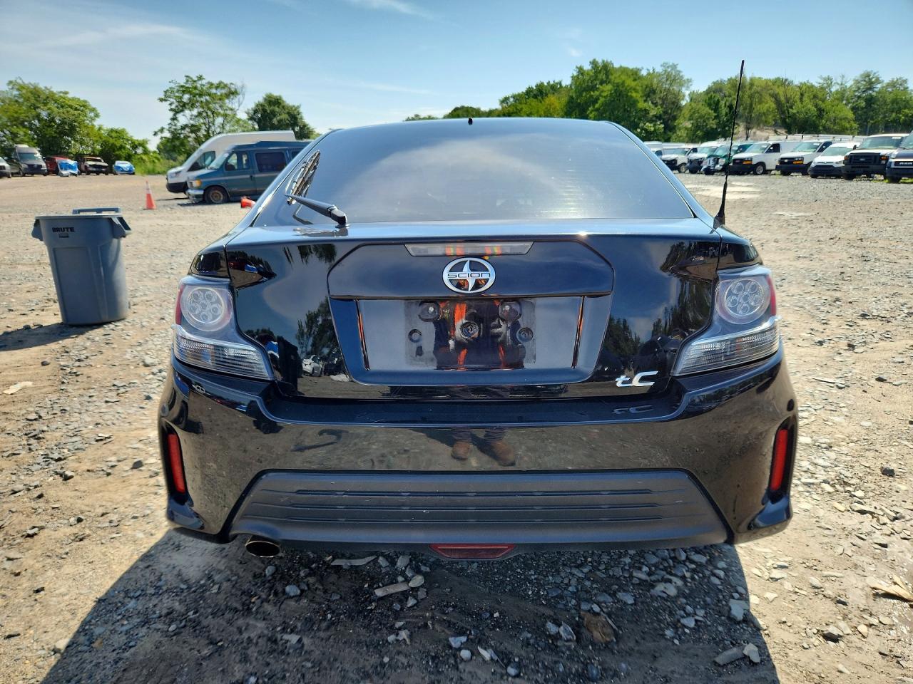 JTKJF5C79GJ020804 · 2016 SCION TC · 6/12