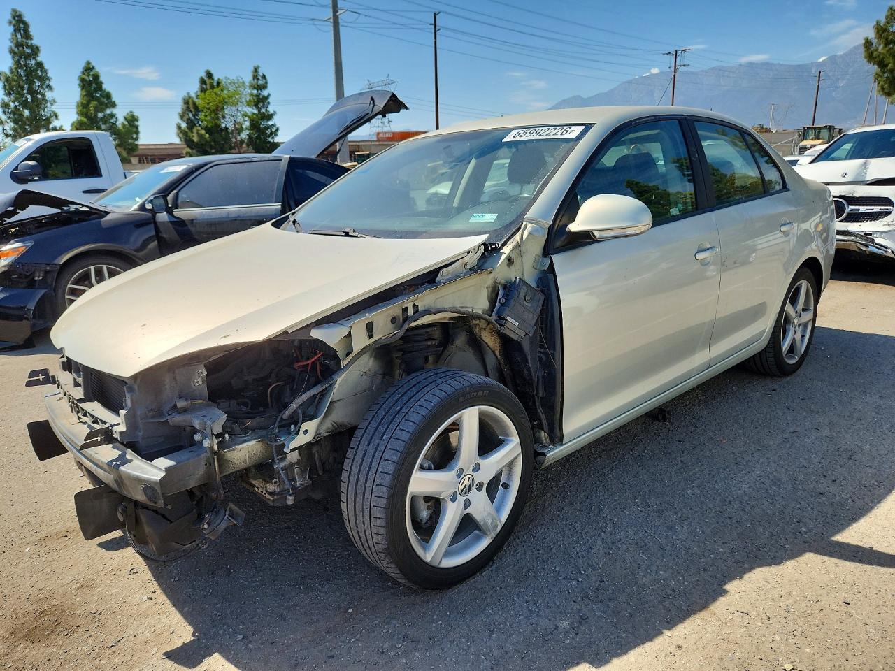 2010 VOLKSWAGEN JETTA