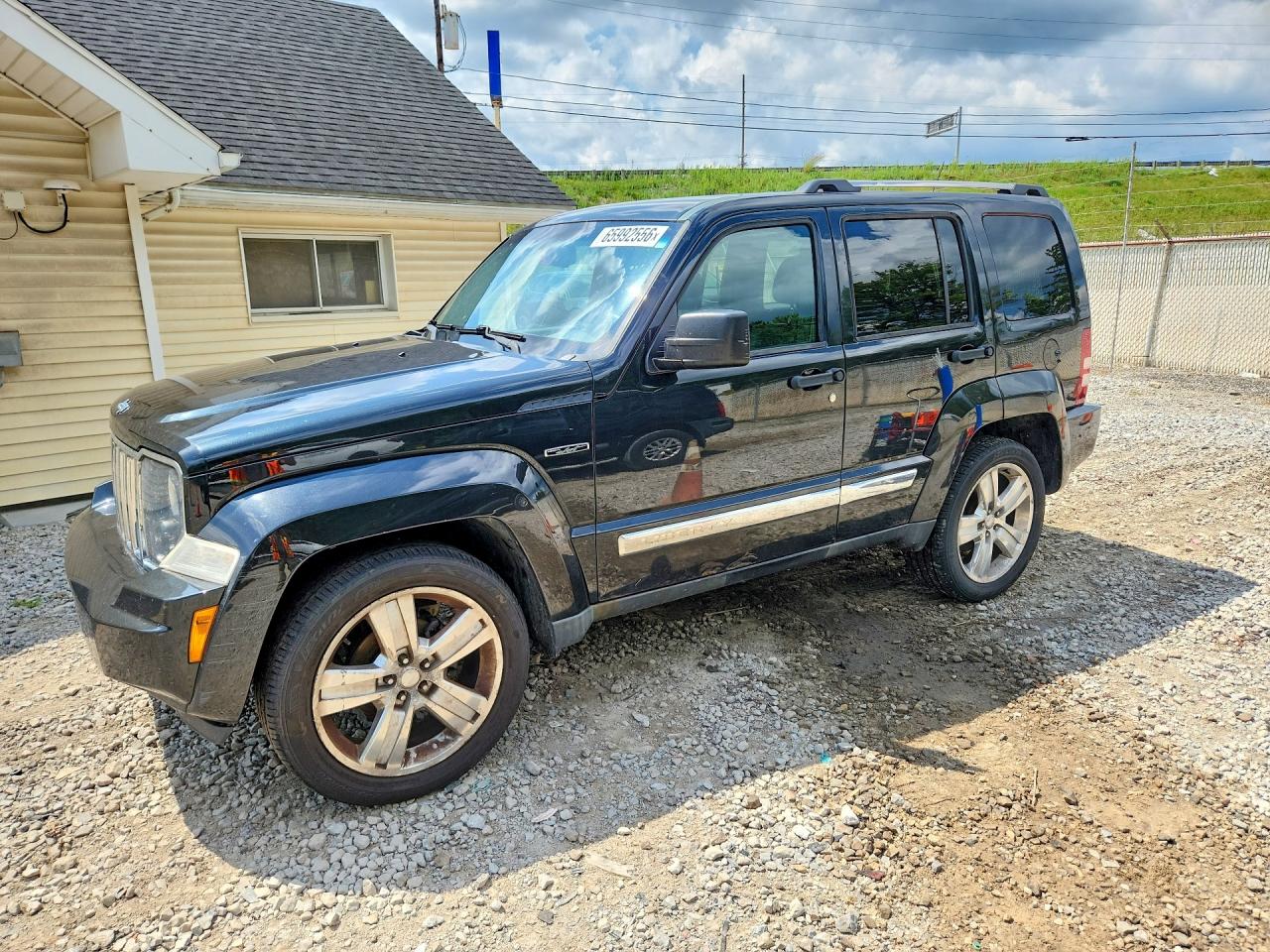 1C4PJMFK3CW100445 · 2012 JEEP LIBERTY