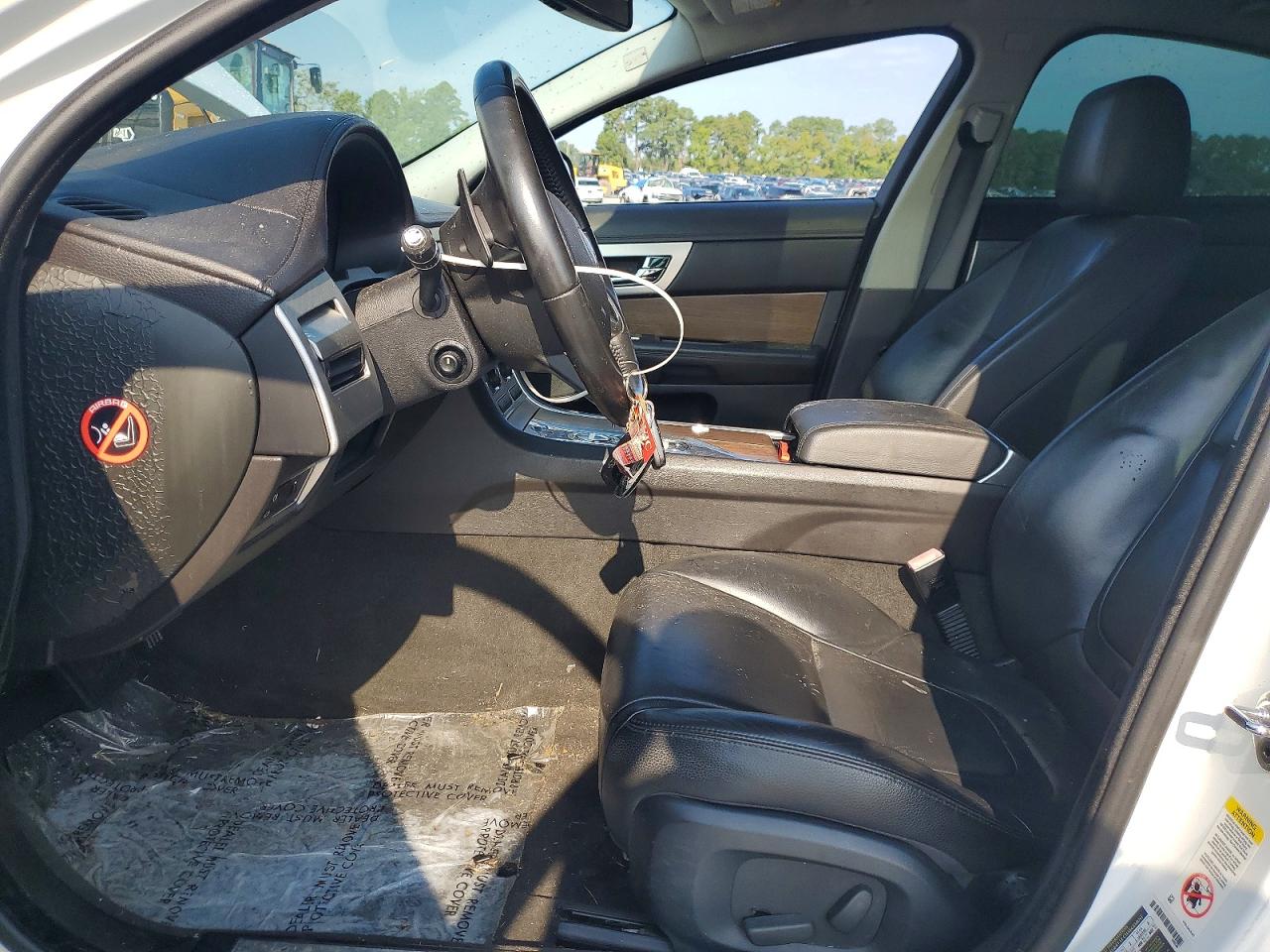 SAJWA0ES6DPS76294 · 2013 JAGUAR XF · 7/12