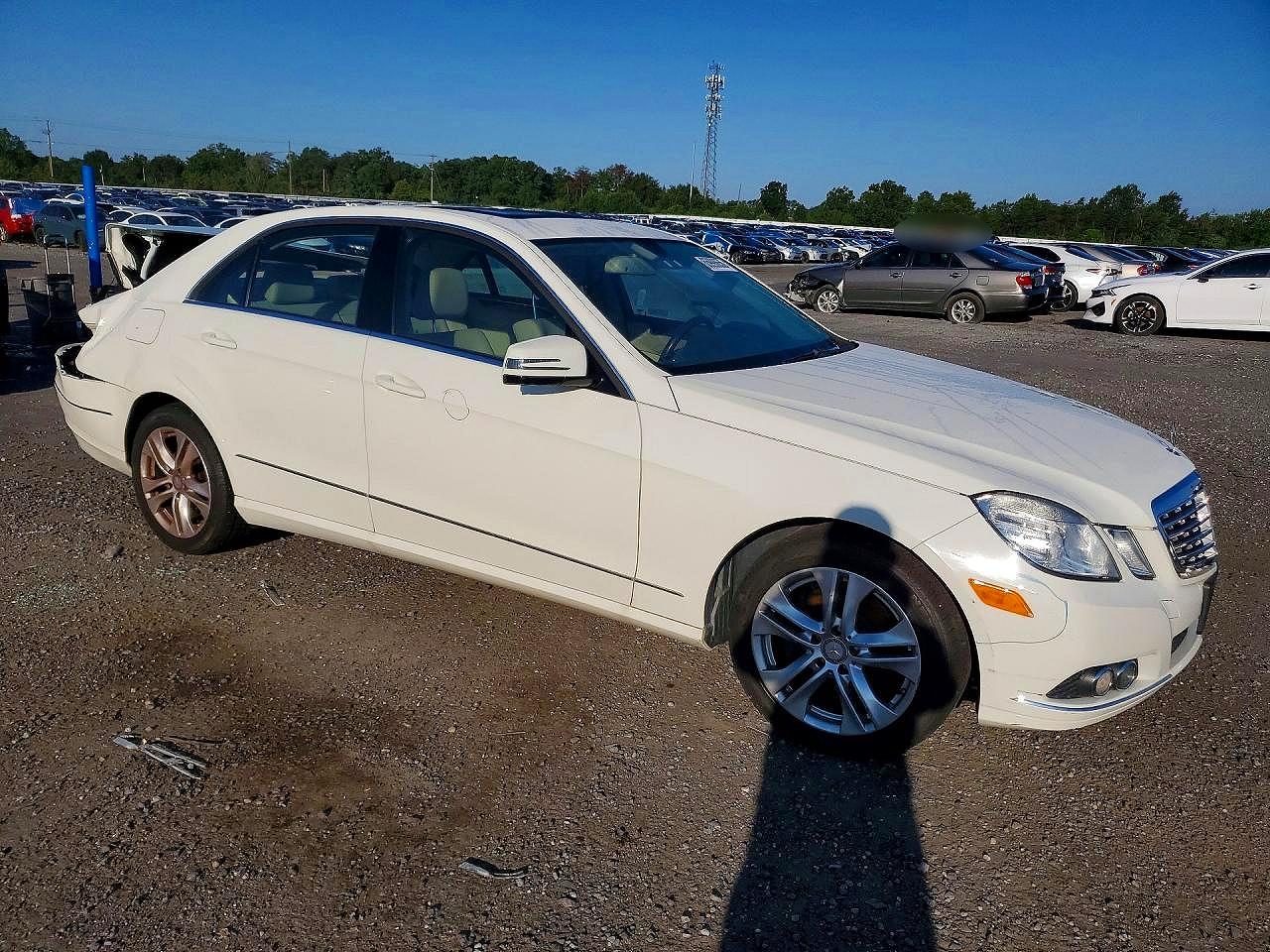 WDDHF8HB6AA116245 · 2010 MERCEDES-BENZ E · 4/12