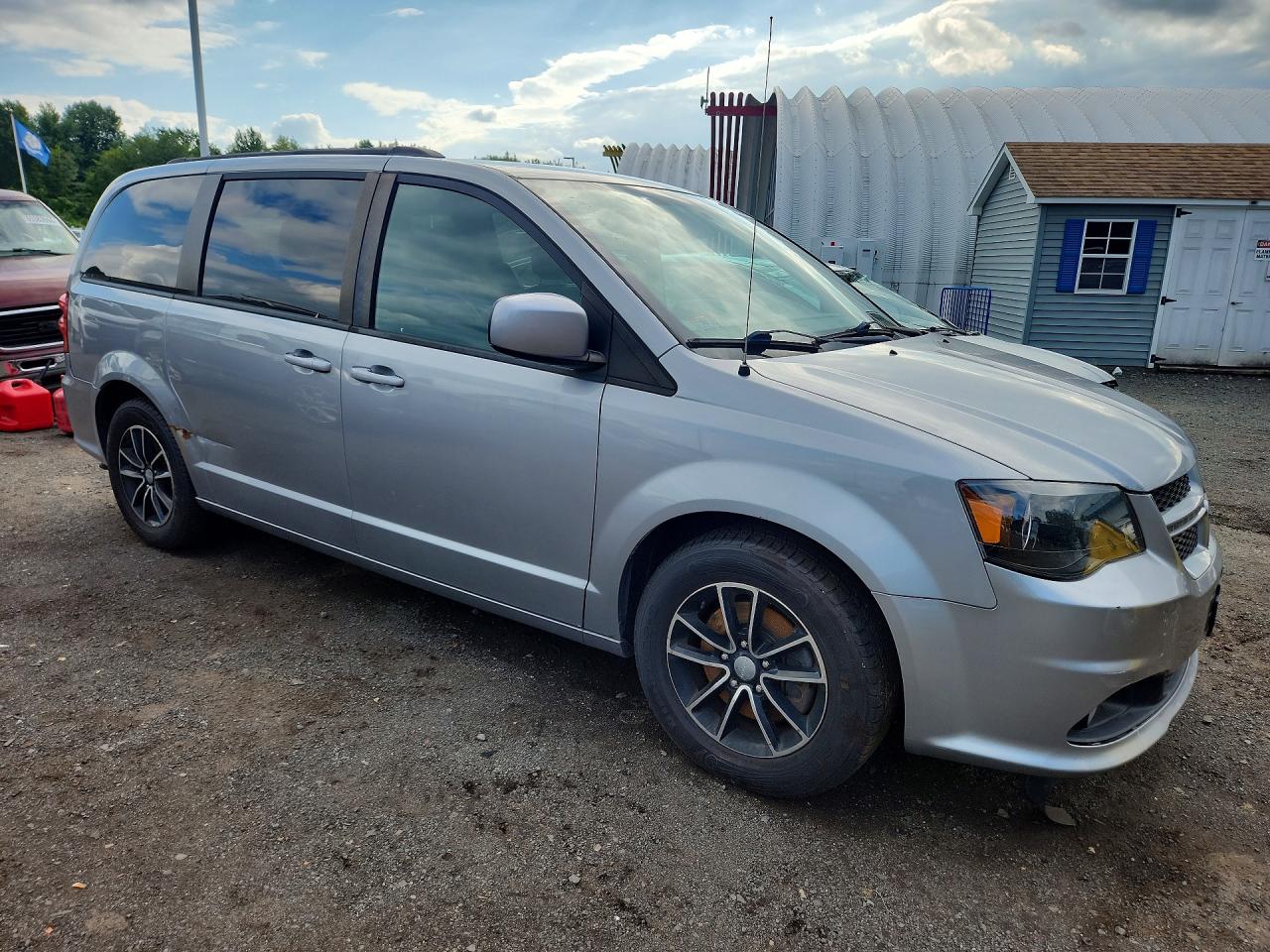 2C4RDGEG4JR196476 · 2018 DODGE GRAND CARAVAN · 4/13