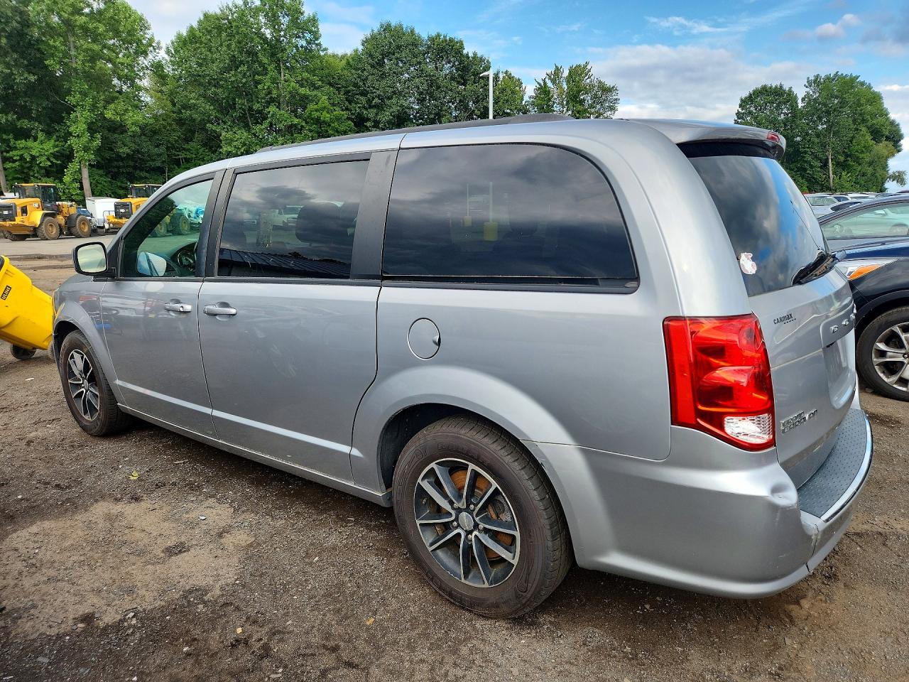 2C4RDGEG4JR196476 · 2018 DODGE GRAND CARAVAN · 2/13