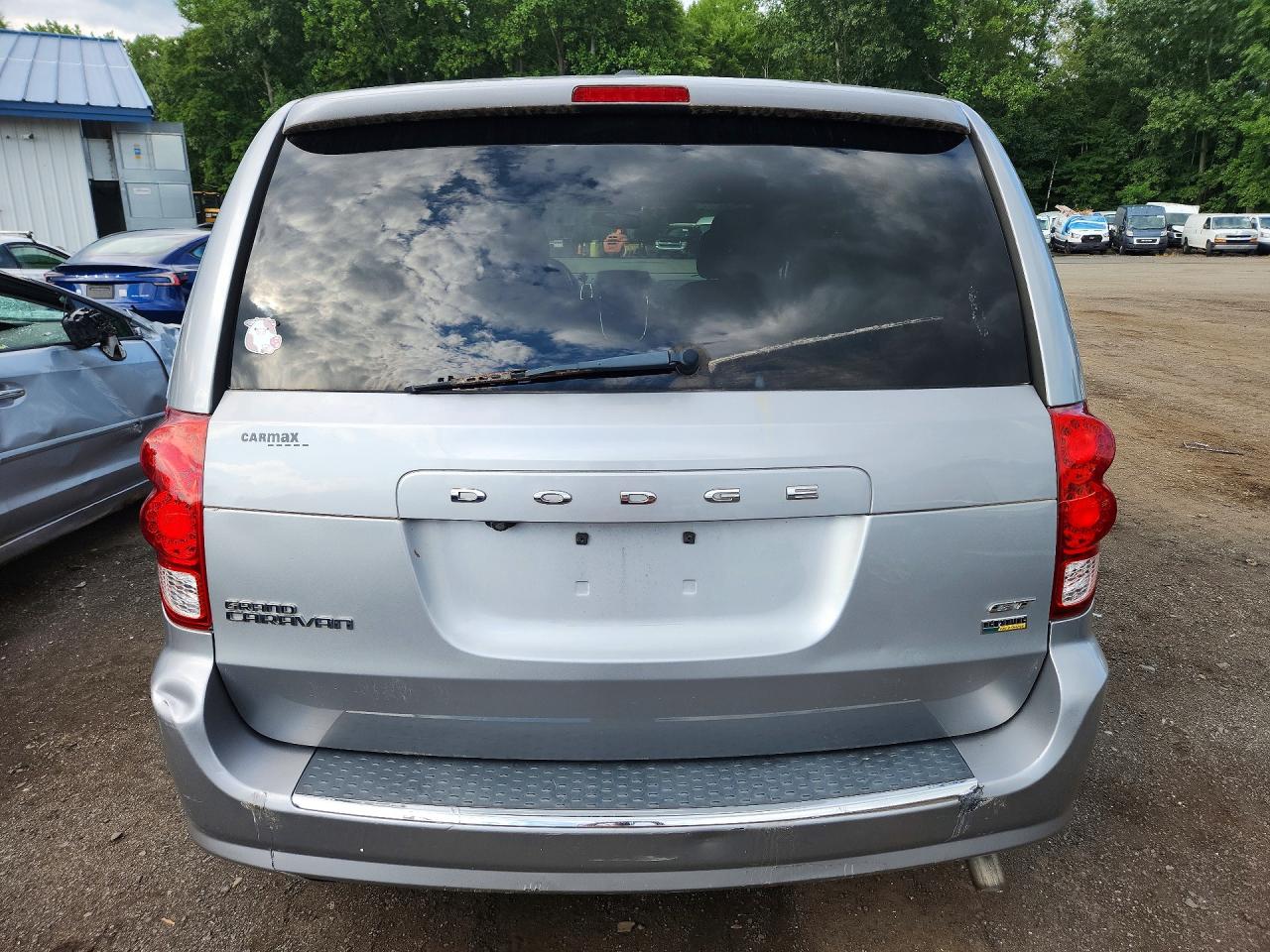 2C4RDGEG4JR196476 · 2018 DODGE GRAND CARAVAN · 6/13