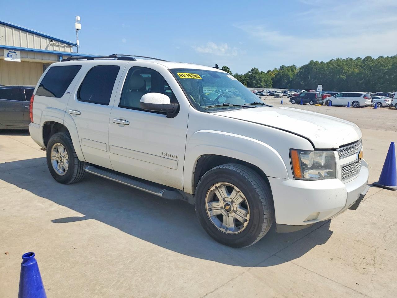 1GNSCBE08CR263199 · 2012 CHEVROLET TAHOE · 4/13