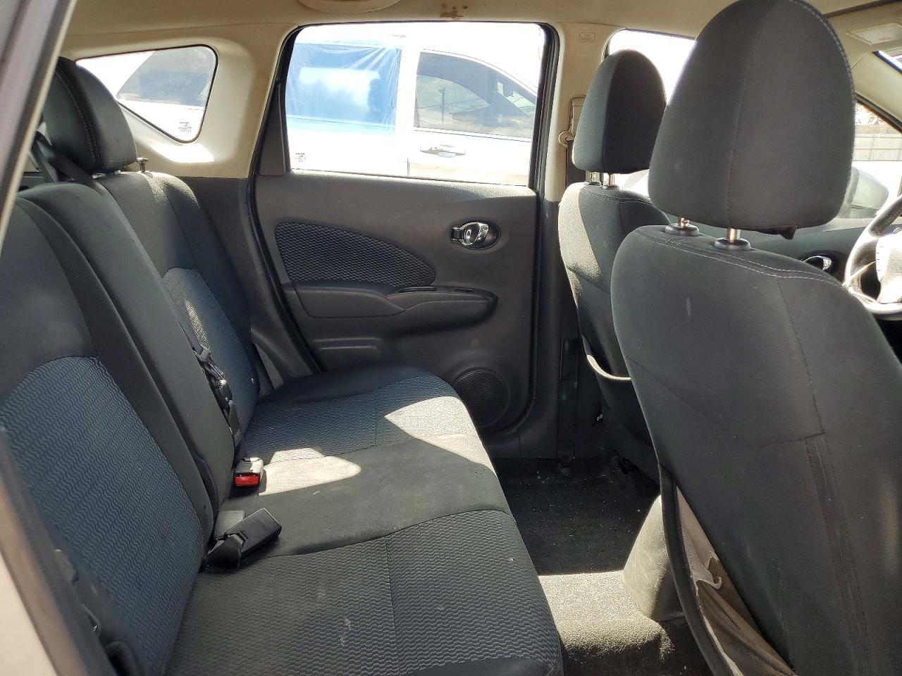 3N1CE2CP1FL400005 · 2015 NISSAN VERSA NOTE · 10/12