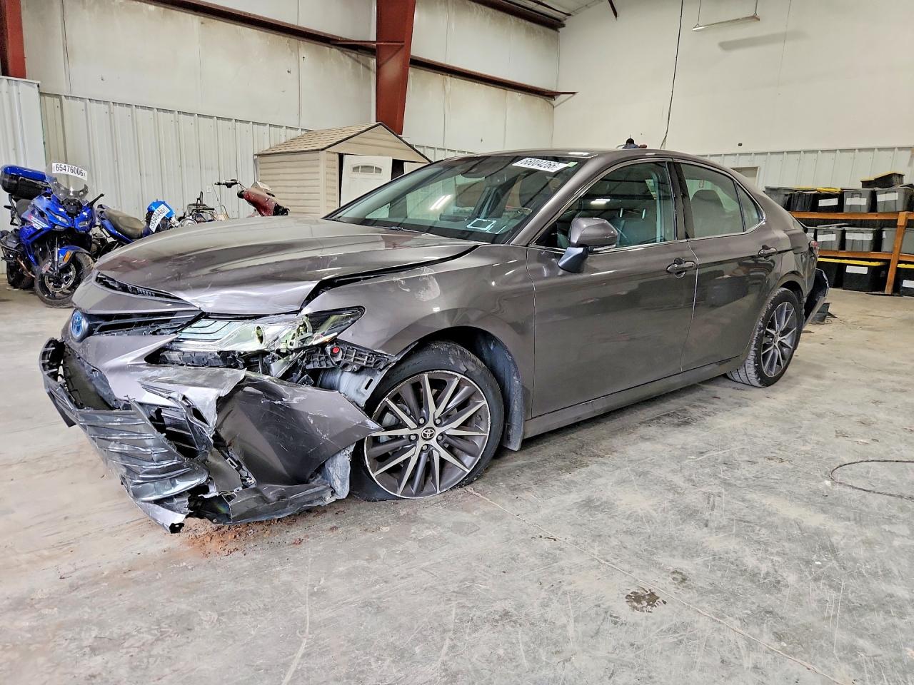 4T1F31AK6NU571334 · 2022 TOYOTA CAMRY
