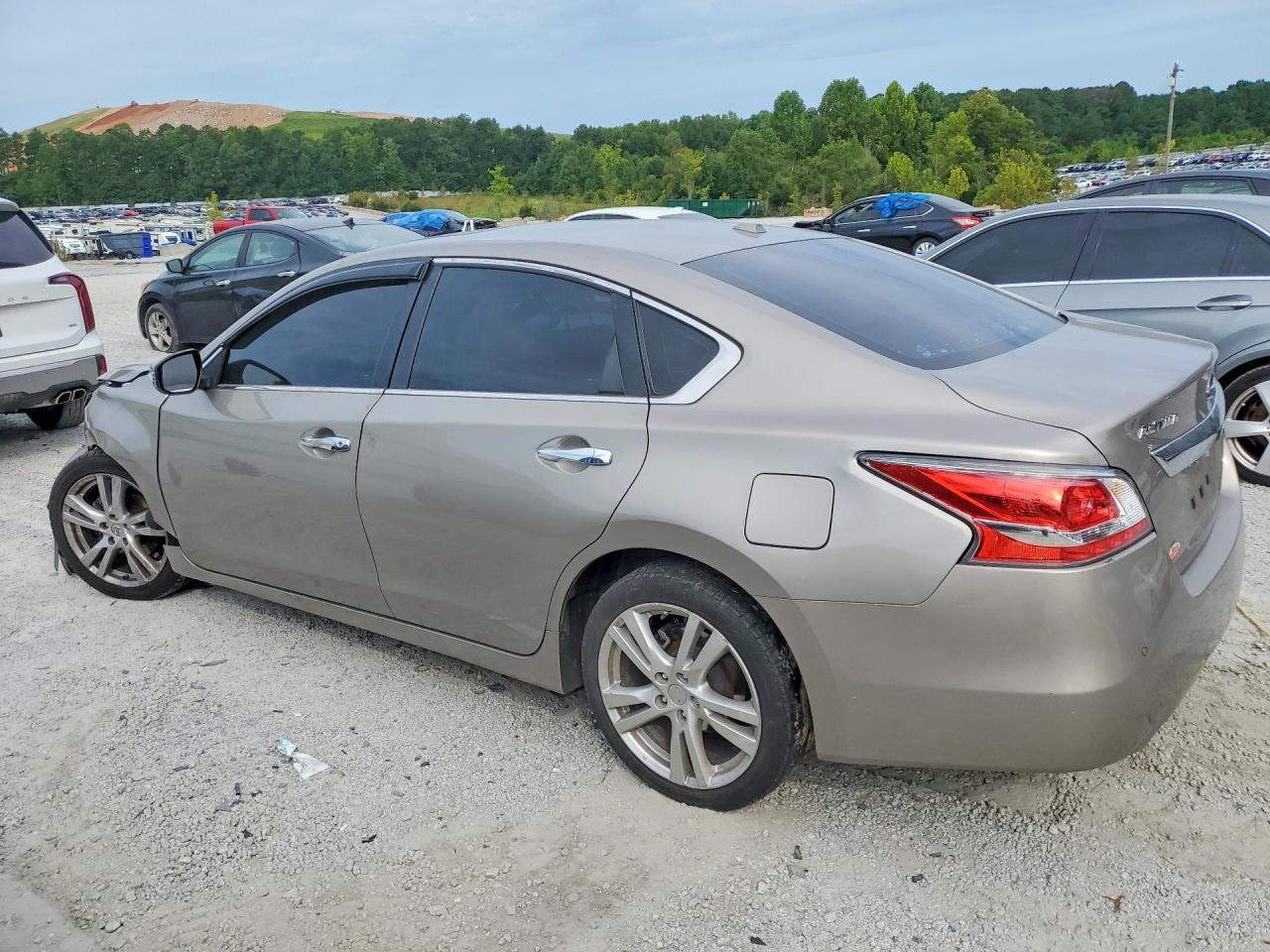 1N4BL3AP2FC478253 · 2015 NISSAN ALTIMA · 2/12