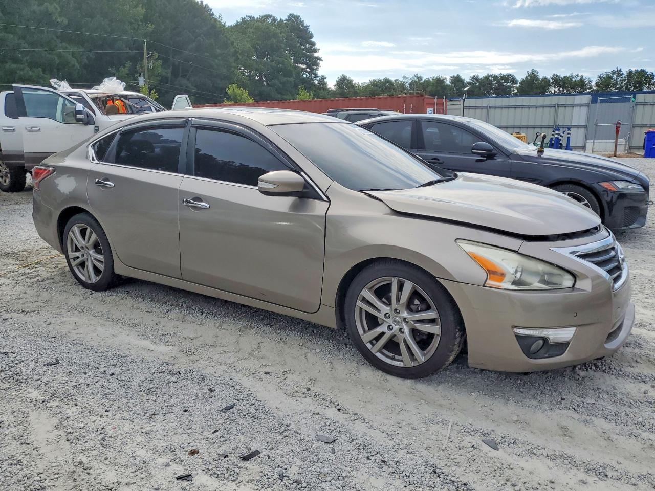 1N4BL3AP2FC478253 · 2015 NISSAN ALTIMA · 4/12