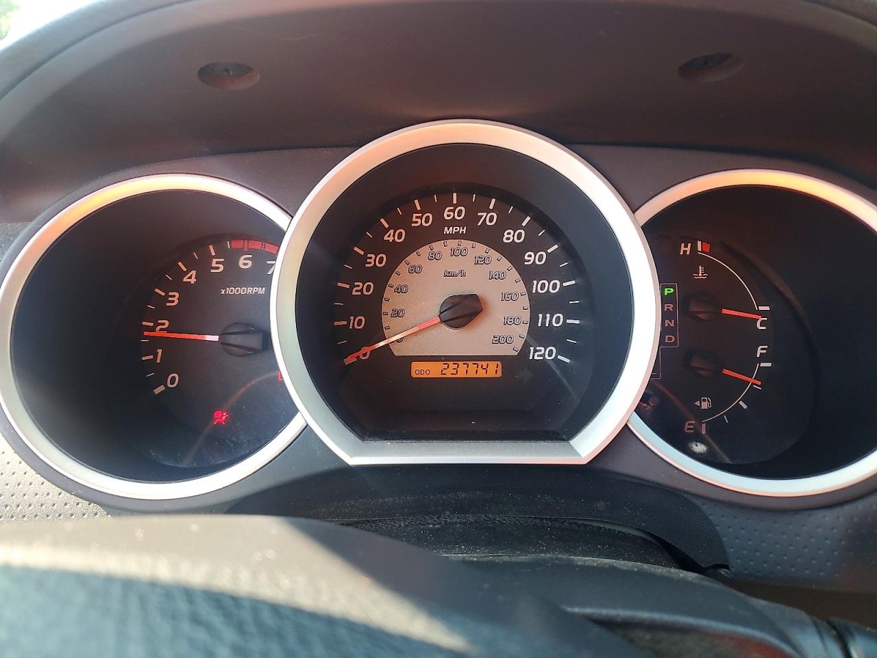 5TENX22N65Z022761 · 2005 TOYOTA TACOMA · 9/12