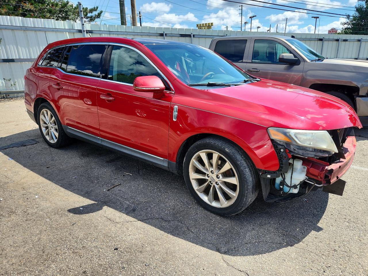 2LMHJ5AT4CBL54208 · 2012 LINCOLN MKT · 4/13