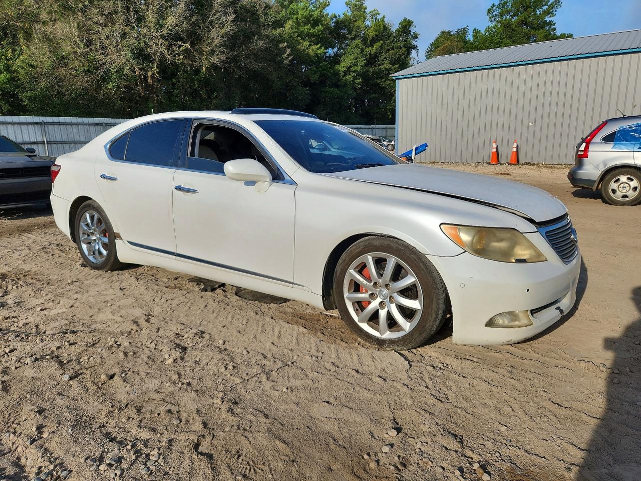 JTHBL46F375018376 · 2007 LEXUS LS · 4/12