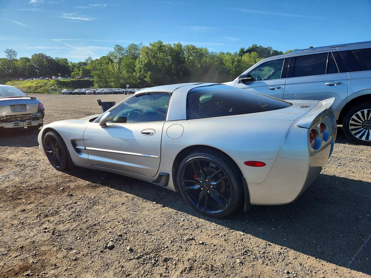 1G1YY22G3W5100356 · 1998 CHEVROLET CORVETTE · 2/12