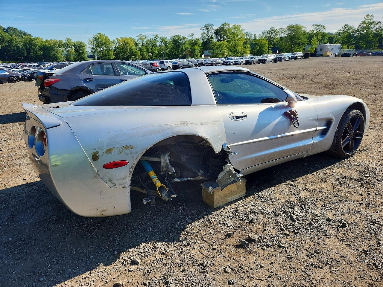 1G1YY22G3W5100356 · 1998 CHEVROLET CORVETTE · 3/12