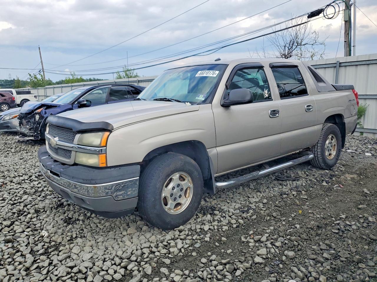 3GNEK12Z35G215772 · 2005 CHEVROLET AVALANCHE
