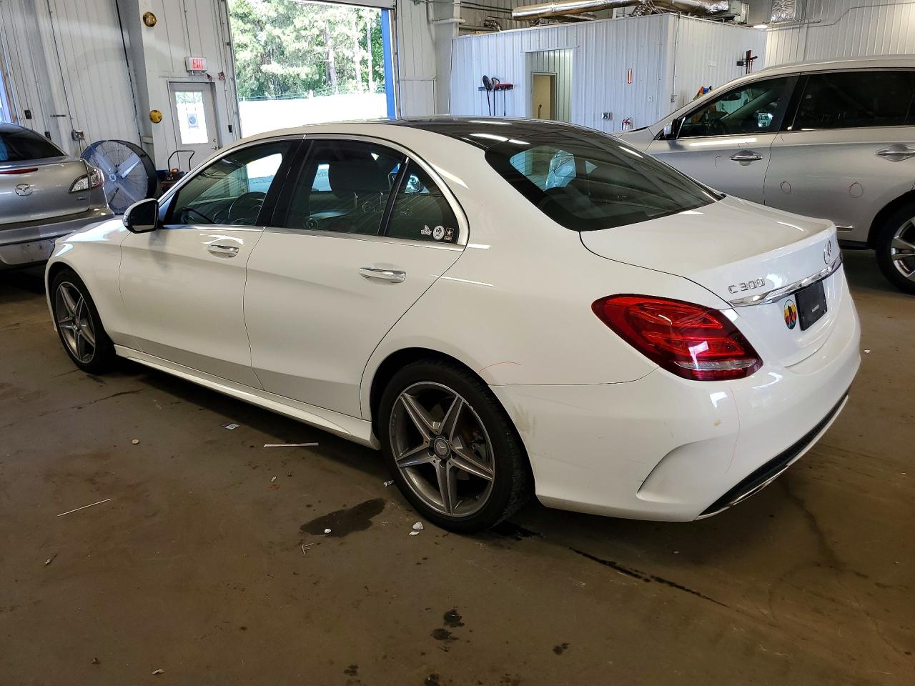 55SWF4KB1GU167492 · 2016 MERCEDES-BENZ C · 2/12