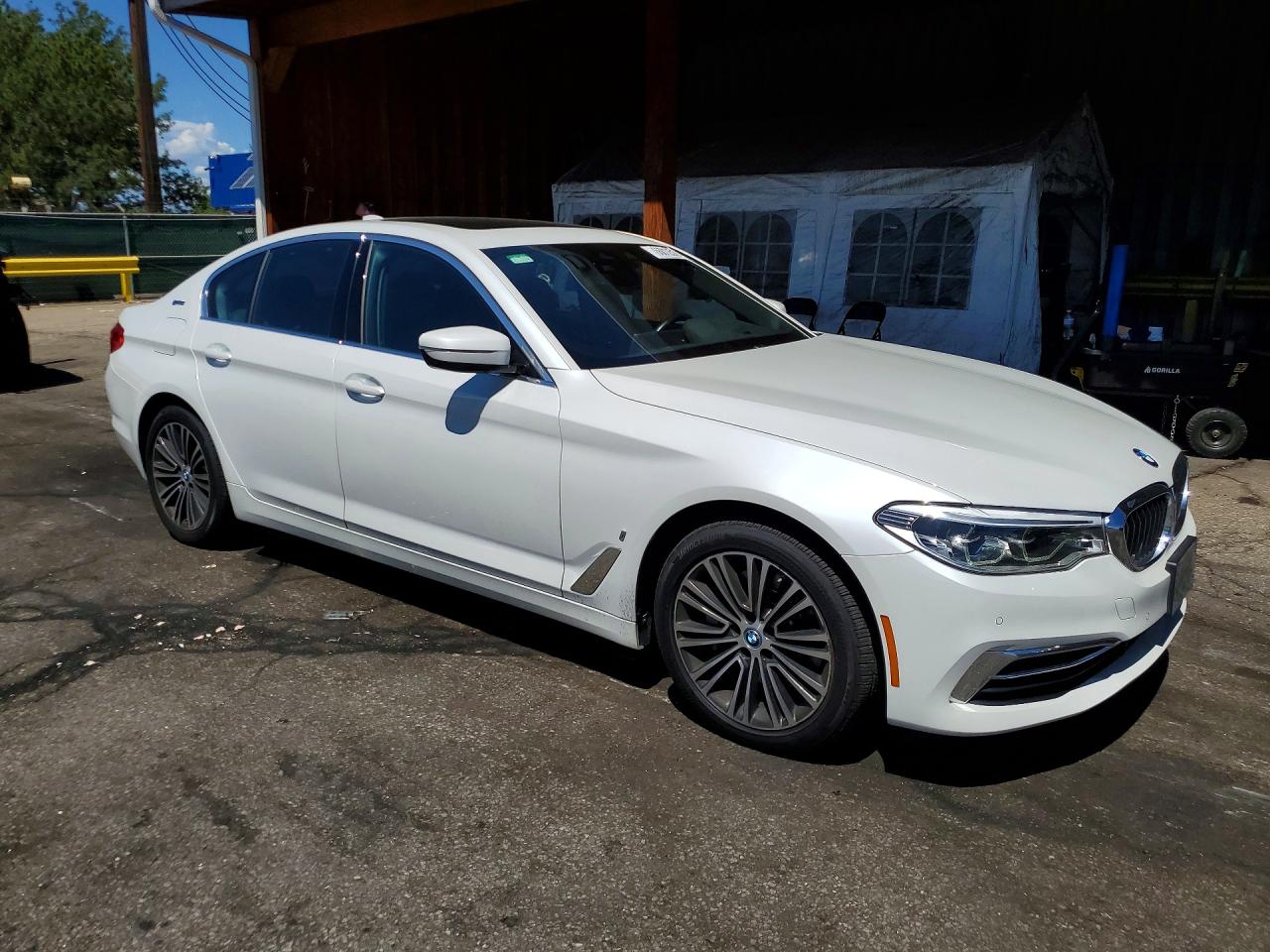 WBAJB1C5XKB376804 · 2019 BMW 530XE · 4/12