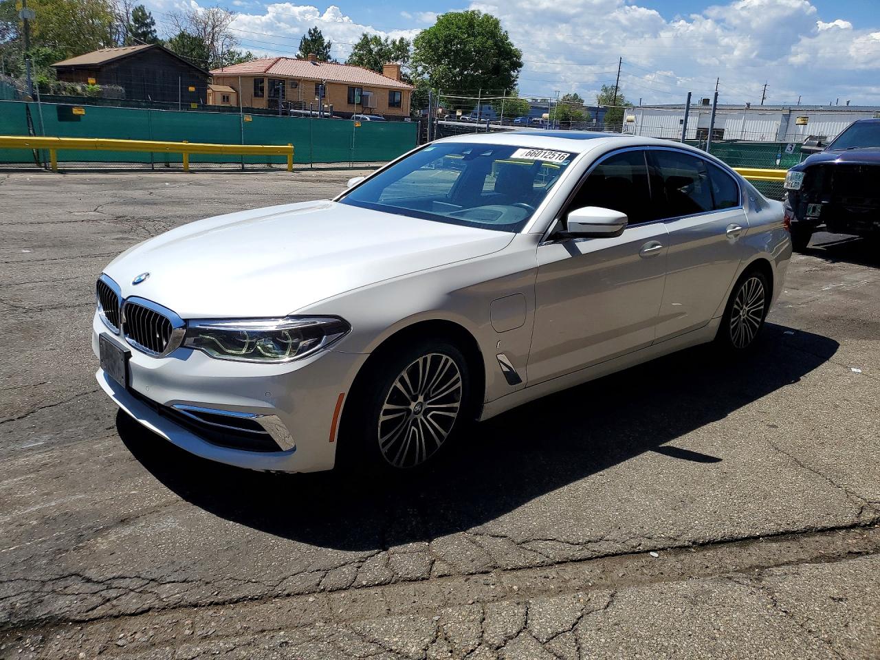 WBAJB1C5XKB376804 · 2019 BMW 530XE