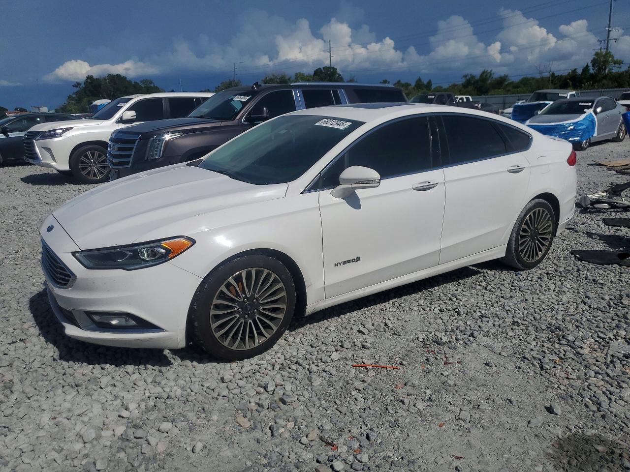 3FA6P0RU3JR111550 · 2018 FORD FUSION