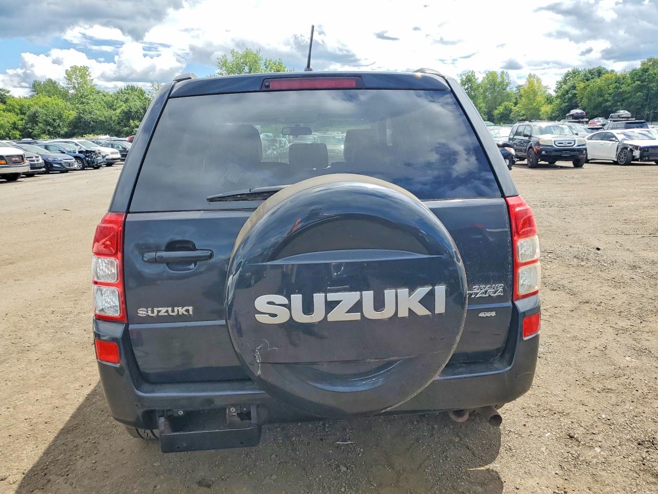 JS3TD0D72C4101208 · 2012 SUZUKI GRAND VITARA · 6/13