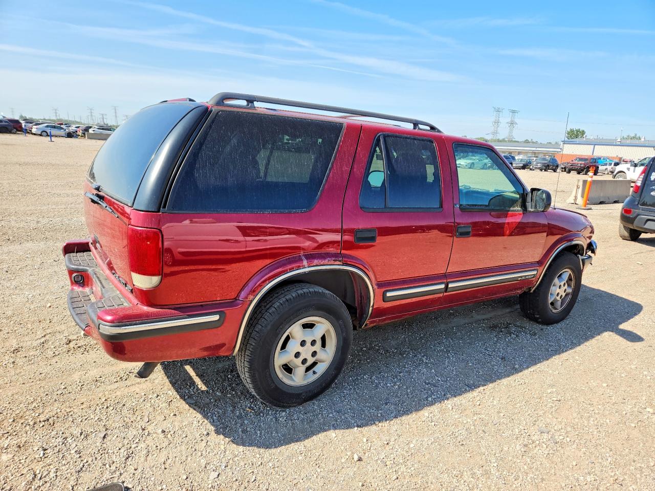 1GNDT13W1X2127229 · 1999 CHEVROLET BLAZER · 3/12