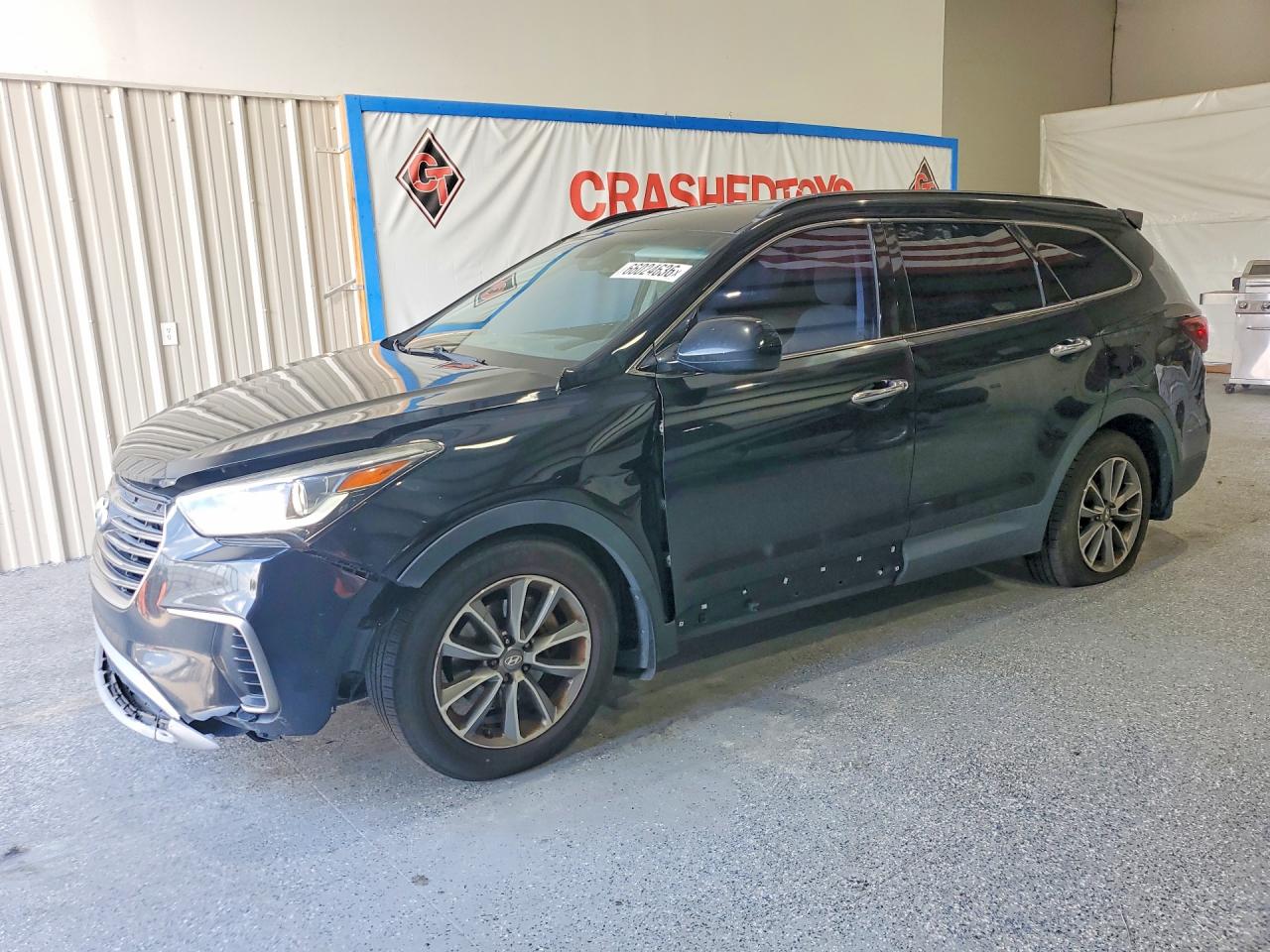 KM8SM4HF6JU265427 · 2018 HYUNDAI SANTA FE