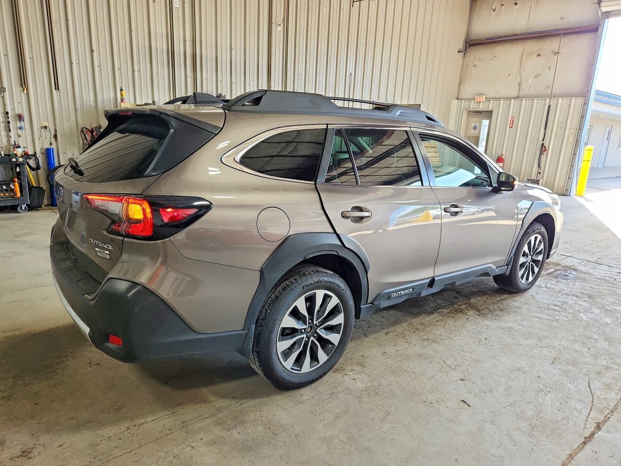 4S4BTANC7P3165069 · 2023 SUBARU OUTBACK · 3/13