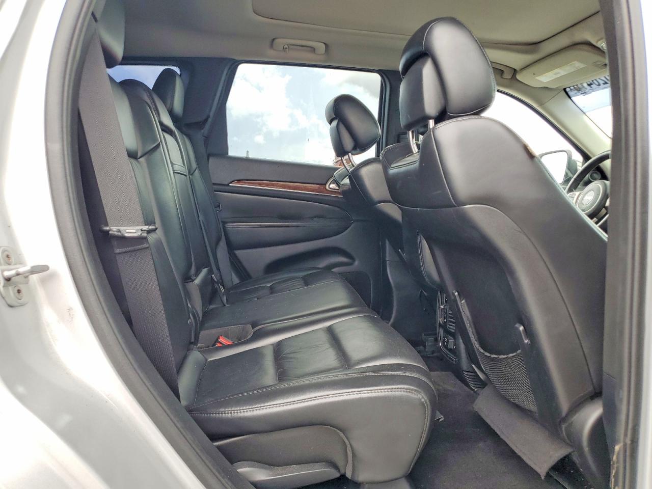 1J4RS5GG1BC558341 · 2011 JEEP GRAND CHEROKEE · 11/13