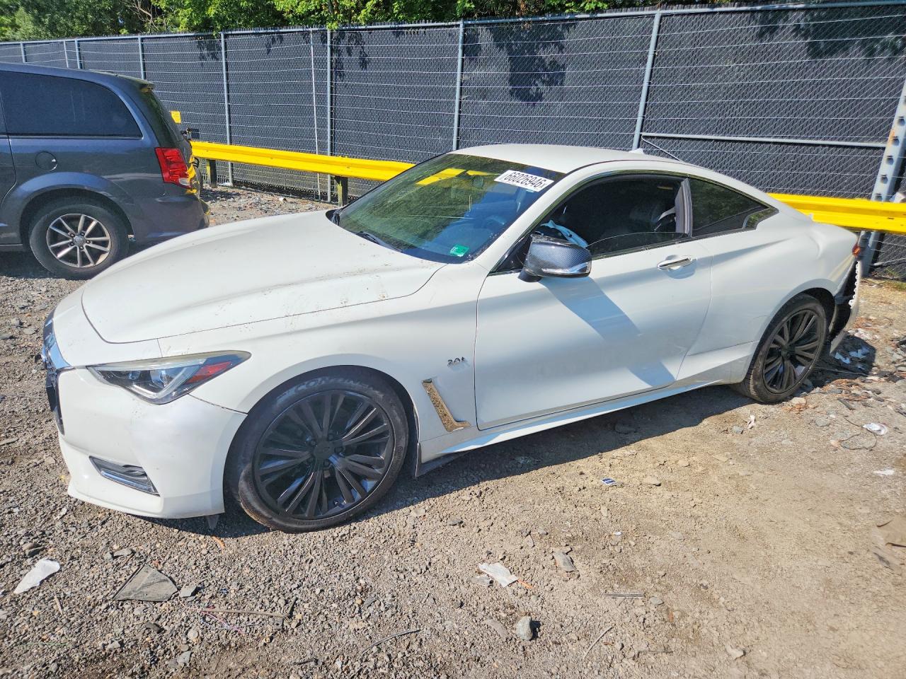2017 INFINITI Q60