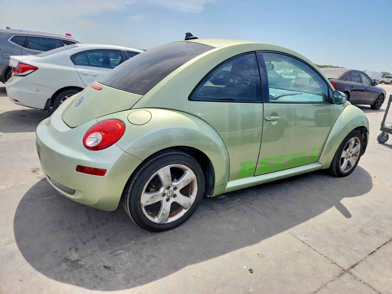 3VWRG31C89M509452 · 2009 VOLKSWAGEN NEW BEETLE · 3/12